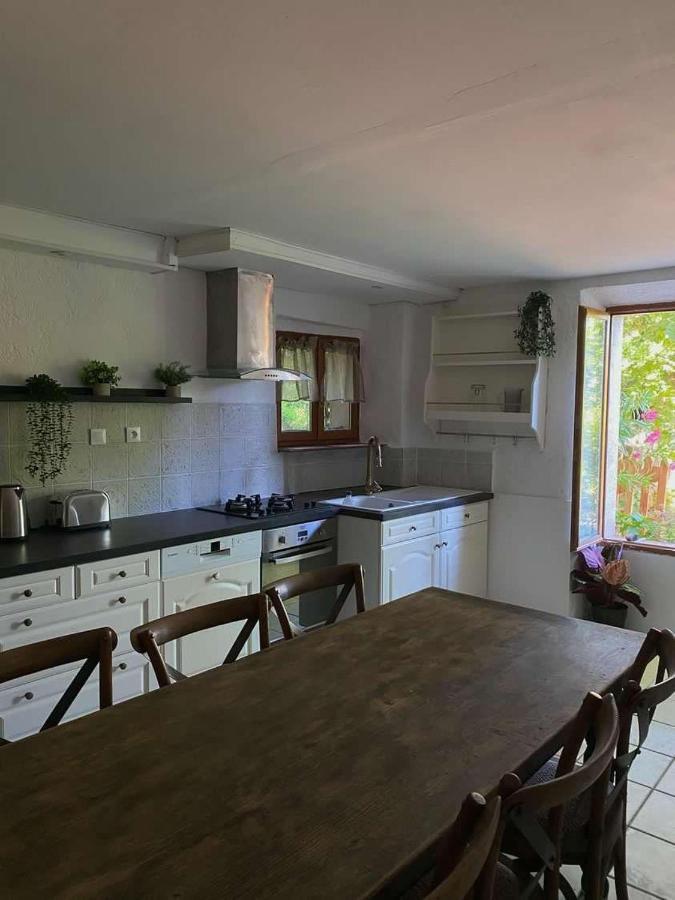 Jolie Maisonnette Niozelles Ngoại thất bức ảnh